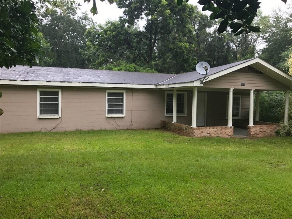5670 Mardanne Dr in Theodore, AL - Building Photo
