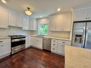 21 Sierra Ave in San Anselmo, CA - Building Photo - Building Photo