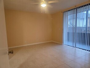 3351 NW 85th Ave, Unit 114 in Coral Springs, FL - Building Photo - Building Photo