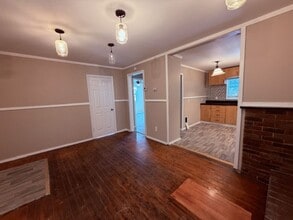 2257 Chambers Rd in St. Louis, MO - Building Photo - Building Photo