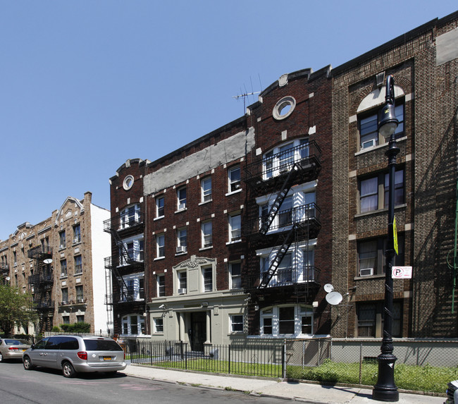 The Presidio in Brooklyn, NY - Foto de edificio - Building Photo