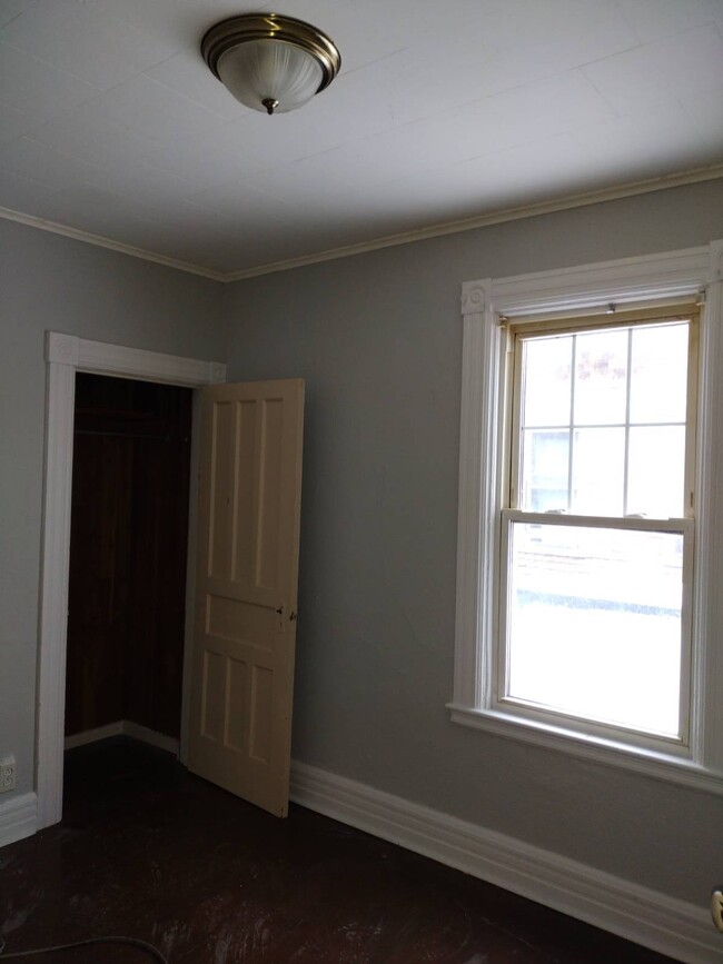 1124 Lenox Ave in Utica, NY - Building Photo - Building Photo