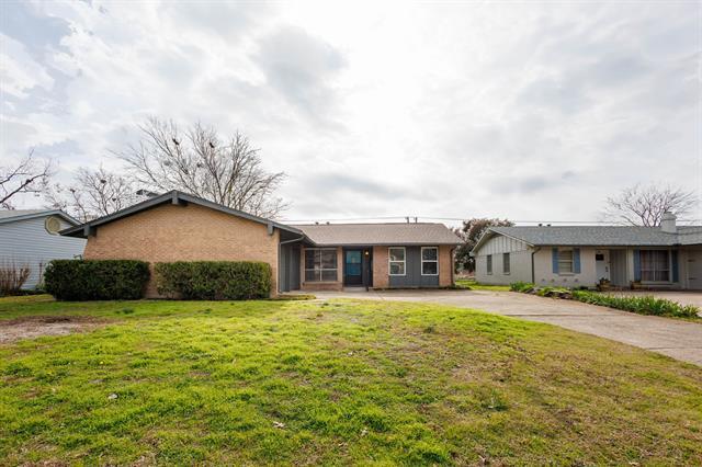 727 Pinehurst Dr in Richardson, TX - Building Photo - Building Photo