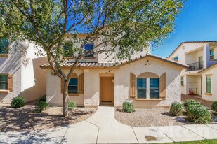 17731 W Banff Ln in Surprise, AZ - Building Photo
