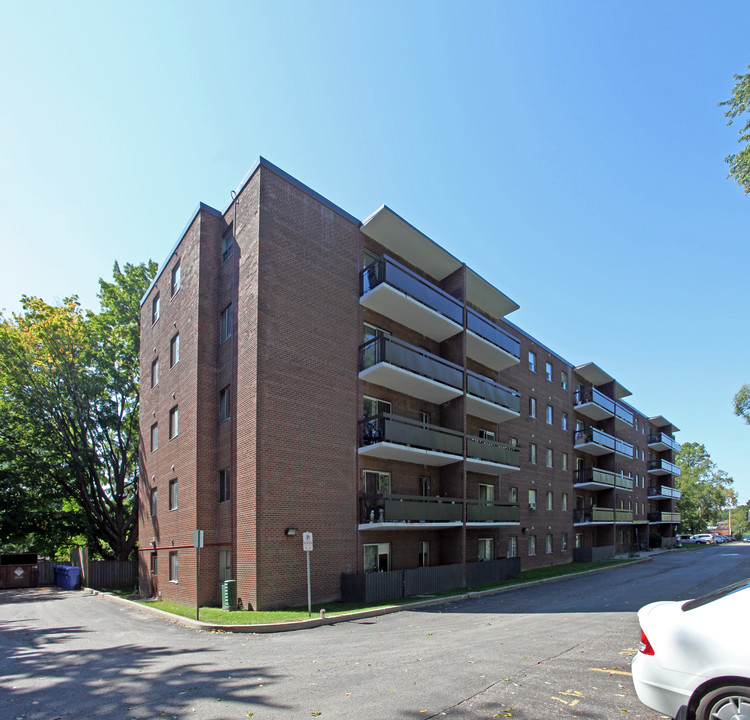 67 Church in Ajax, ON - Building Photo