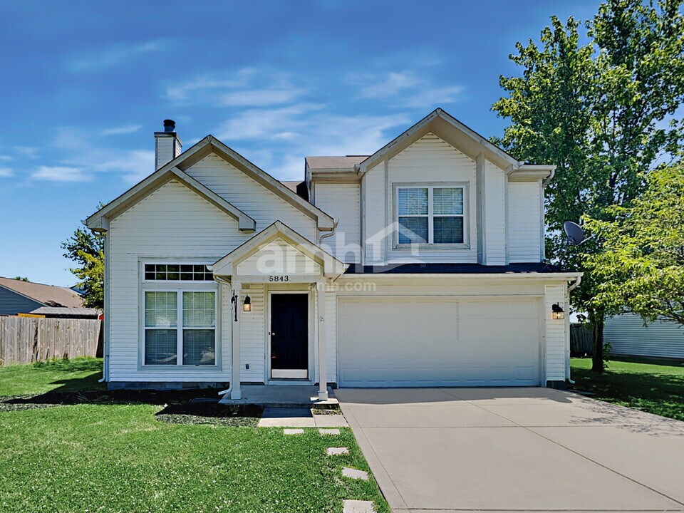 5843 Glen Haven Blvd in Plainfield, IN - Building Photo
