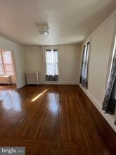 337 Lindenwold Ave in Ambler, PA - Building Photo - Building Photo