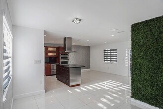 46 NW 85th Ct in Miami, FL - Building Photo - Building Photo