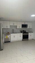 1836 S May St in Chicago, IL - Building Photo - Building Photo