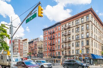 92-94 2nd Ave in New York, NY - Foto de edificio - Building Photo