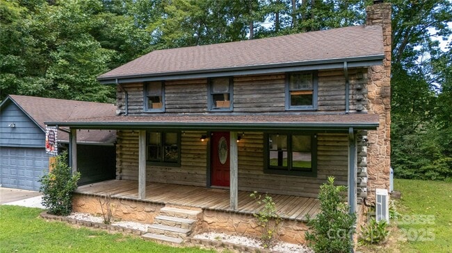 2038 Toms Creek Rd in Marion, NC - Building Photo - Building Photo