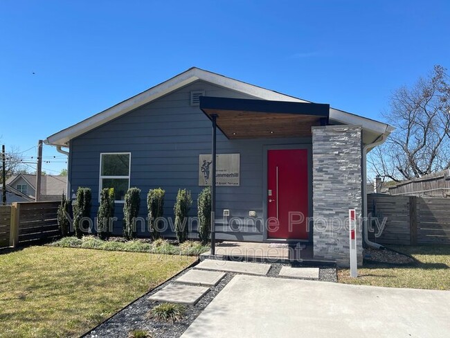 property at 807 Grant Terrace SE