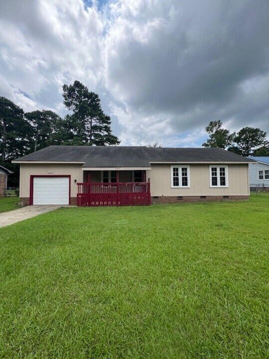 6321 Belle-Terre Ct in Fayetteville, NC - Building Photo