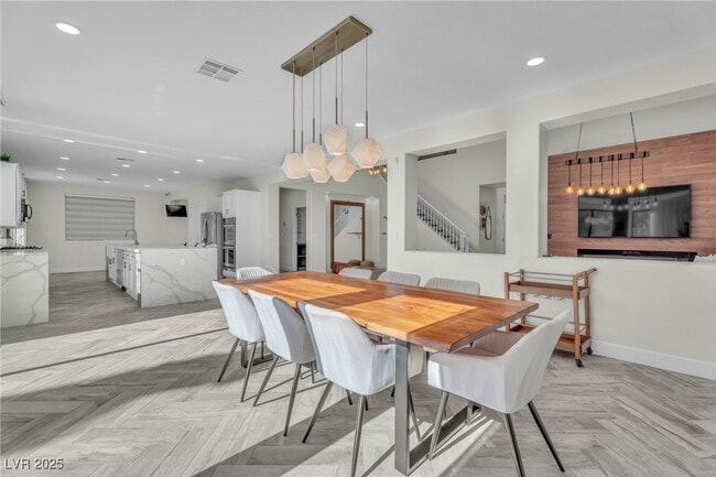 property at 9885 Shadycrest Ct