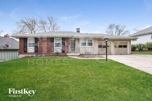 804 NW Hearnes Ave in Blue Springs, MO - Building Photo