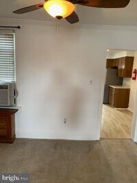 929 Buttonwood St photo'