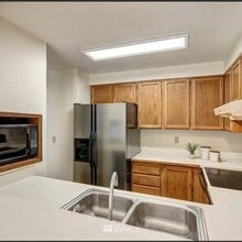 15624 8th Ave SW, Unit A in Burien, WA - Building Photo - Building Photo