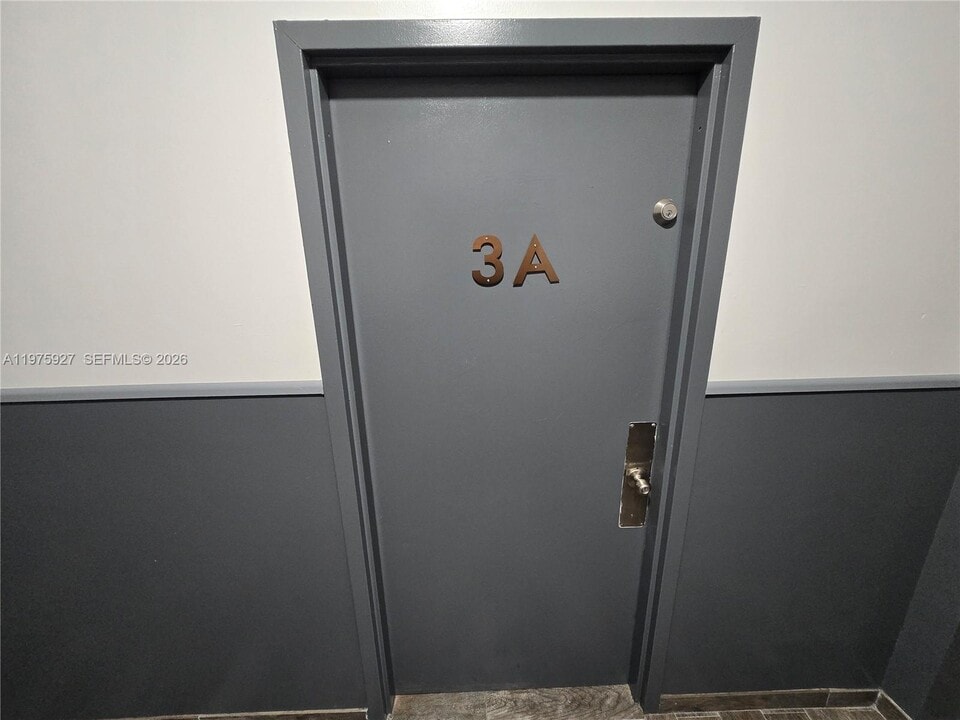 1345 Pennsylvania Ave in Miami Beach, FL - Building Photo