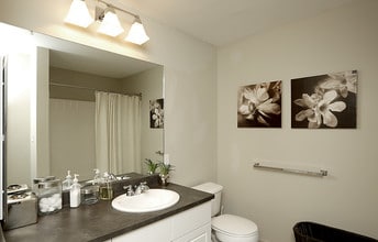 Sofi Danvers in Danvers, MA - Foto de edificio - Interior Photo