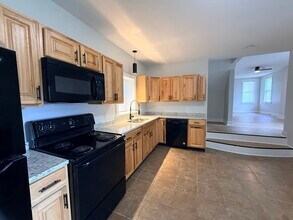 1631 Mount Rose Ave in York, PA - Foto de edificio - Building Photo