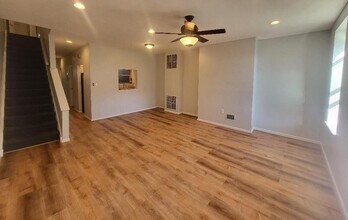 1617 Christian St, Unit Apt. #2 in Philadelphia, PA - Building Photo - Building Photo