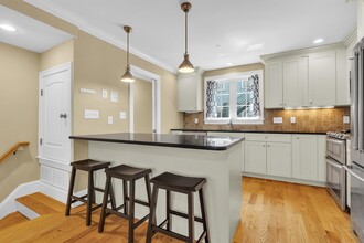 83 Dresser St in Boston, MA - Building Photo - Building Photo