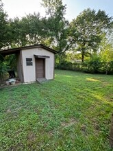1407 Winston St in Marshall, TX - Building Photo - Building Photo