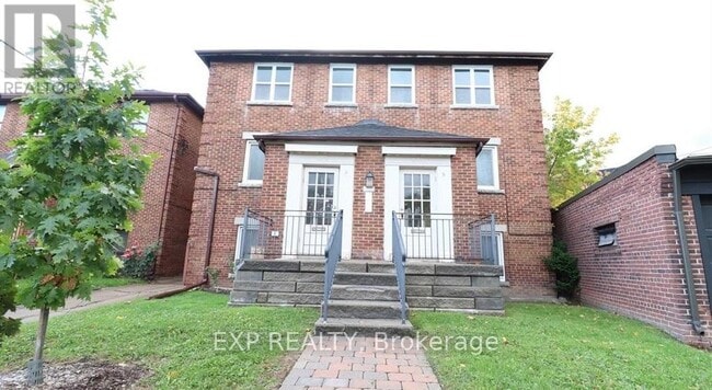 property at 875 Millwood Rd