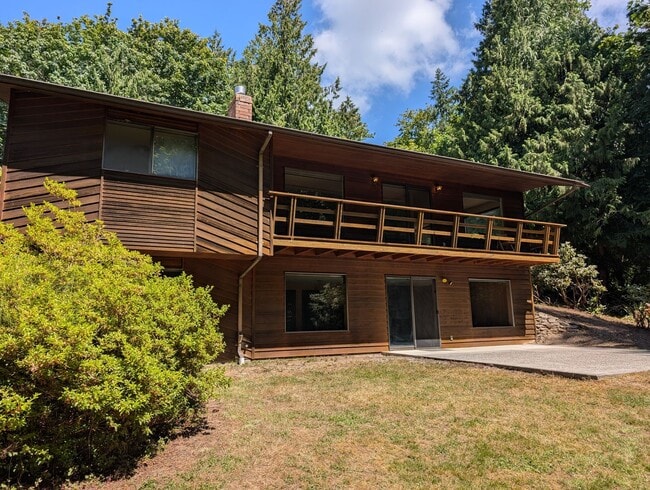 714 Sapp Rd in Sedro Woolley, WA - Building Photo - Building Photo