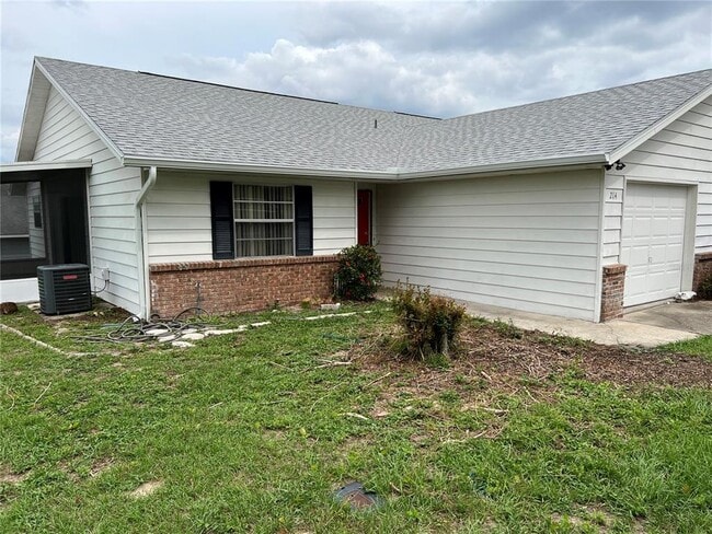 214 Fernwood St in Leesburg, FL - Building Photo - Building Photo