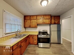 425 Stephenson Rd in Stone Mountain, GA - Building Photo - Building Photo