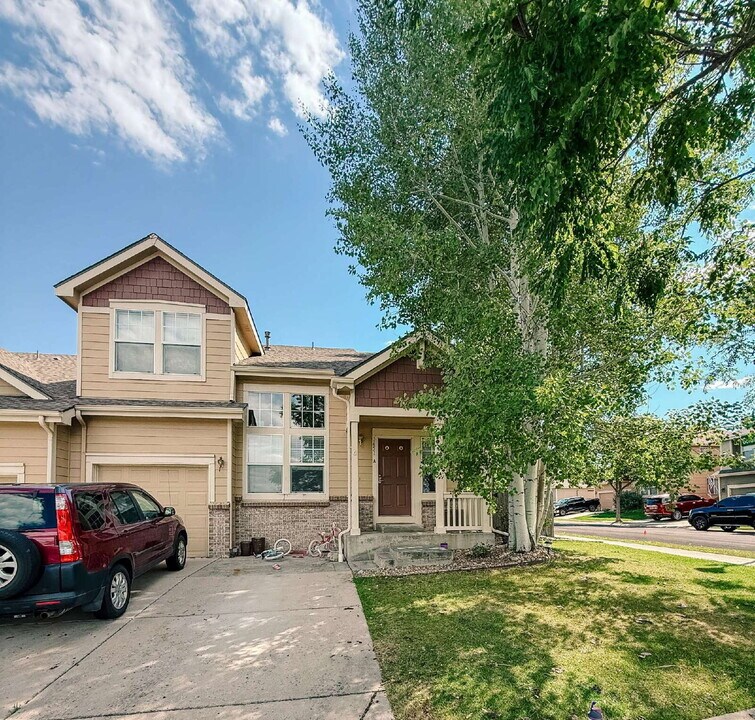 1651 Prairie Hill Dr in Fort Collins, CO - Building Photo