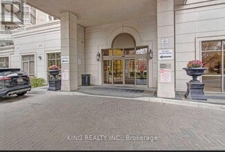 710 Humberwood Blvd in Toronto, ON - Building Photo - Building Photo