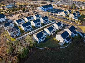 Carver Landing in Plymouth, MA - Building Photo - Building Photo