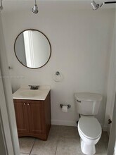 7900 Camino Cir in Miami, FL - Foto de edificio - Building Photo