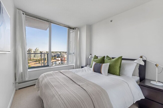 688 Abbott St, Unit SI ID1051893P in Vancouver, BC - Building Photo - Building Photo