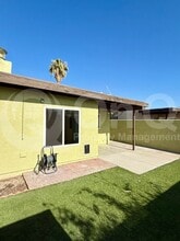 1984 N Frances Blvd in Tucson, AZ - Building Photo - Building Photo