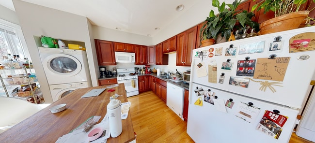 property at 28 Portsmouth St