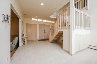 40 Cayuga Ave in Atlantic Beach, NY - Building Photo - Building Photo