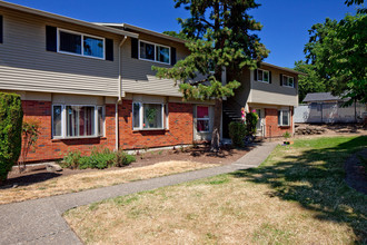 Willamalane in Milwaukie, OR - Foto de edificio - Building Photo