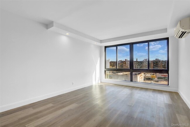 4516 83rd St in Queens, NY - Building Photo - Building Photo