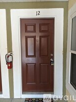 6925 Ortega Woods Dr, Unit 4-12 in Jacksonville, FL - Building Photo