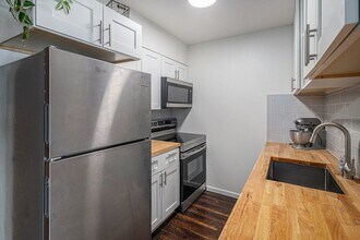 4110 Hale Pkwy in Denver, CO - Building Photo - Building Photo