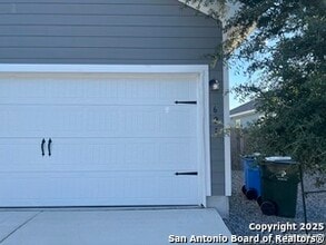 621 Heathers Wy in Seguin, TX - Building Photo - Building Photo