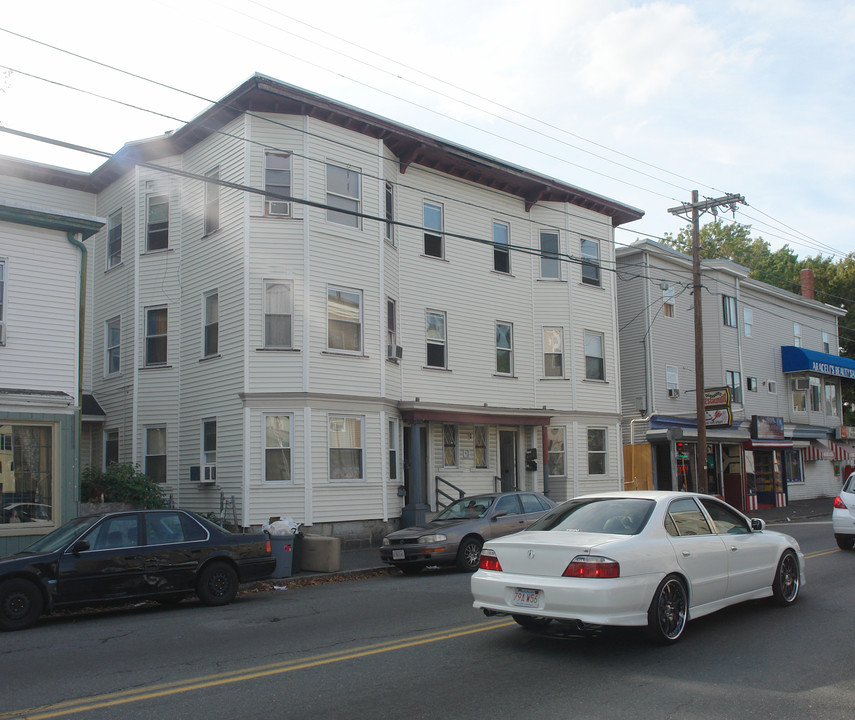202 Lawrence St in Lawrence, MA - Foto de edificio