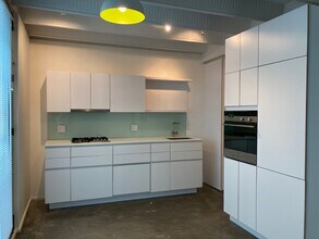 219 E Georgia St in Vancouver, BC - Building Photo - Building Photo