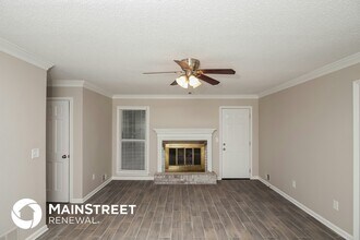 4825 W Mceachern Woods Dr in Powder Springs, GA - Building Photo - Building Photo