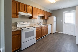 Central Heights in Huntsville, AL - Building Photo