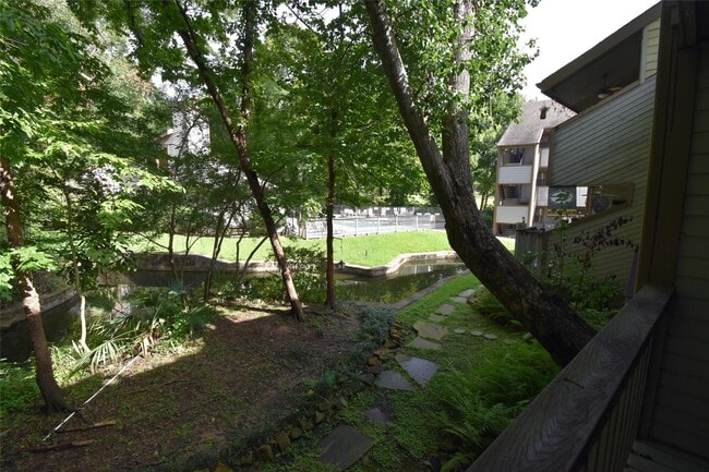 property at 3900 Aspen Dr