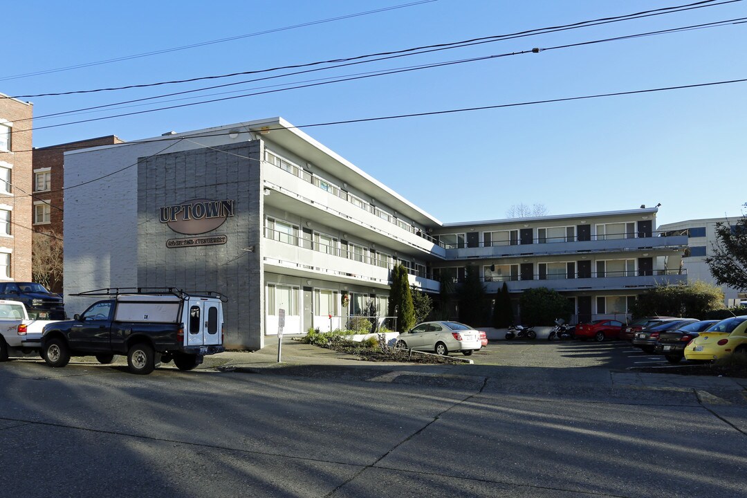 610 2nd Ave W in Seattle, WA - Foto de edificio